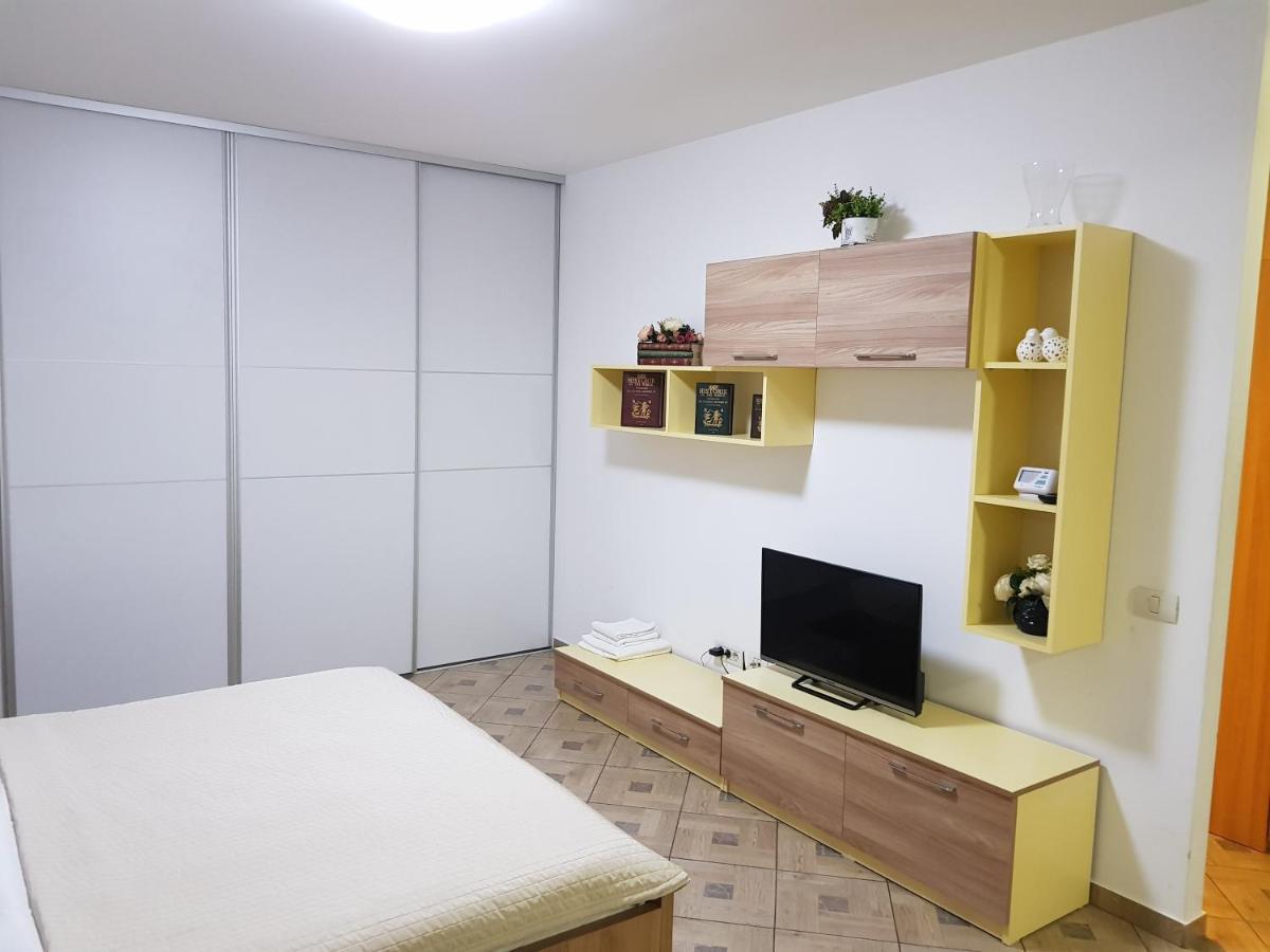 Aparthomes Fundeni ブカレスト エクステリア 写真