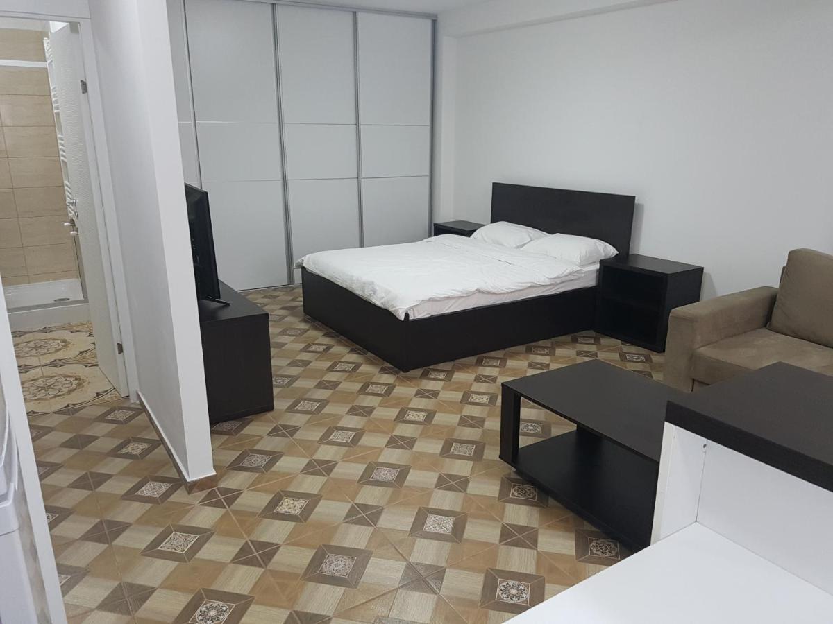 Aparthomes Fundeni ブカレスト エクステリア 写真